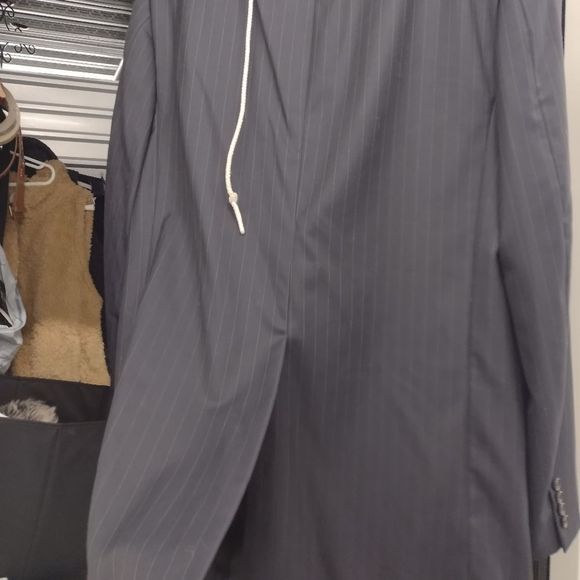 Hicky Freeman Lora Piana made in the USA black gray stripe 2 button sport coat - Picture 13 of 13